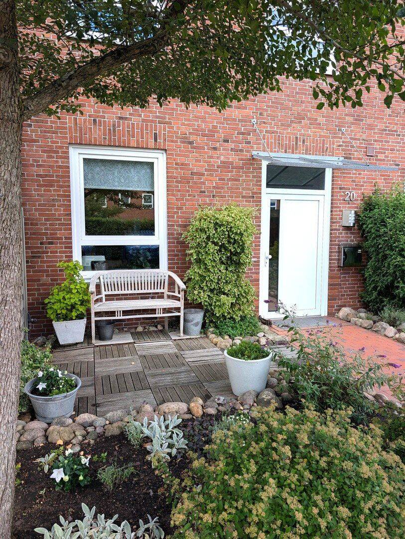 Platz zum Leben! Provisionsfreies Reihenhaus in der Gartenstadt Flensburg, 24941 Flensburg (Friesischer Berg Sandberg Südstadt Weiche Westliche Höhe)