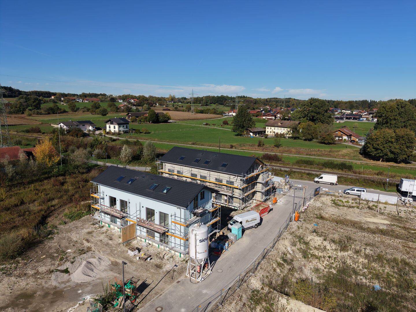 Platz für Ihre Familie: Neubau Doppelhaushälfte (Süd-West) zu vermieten, 83052 Bruckmühl