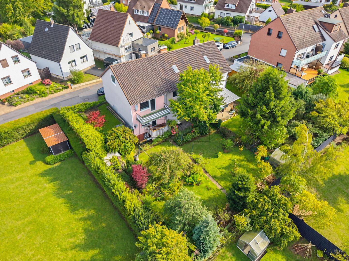 Aus Potenzial wird Zuhause: Doppelhaushälfte mit Garten und vielseitigem Raumangebot, 31171 Nordstemmen
