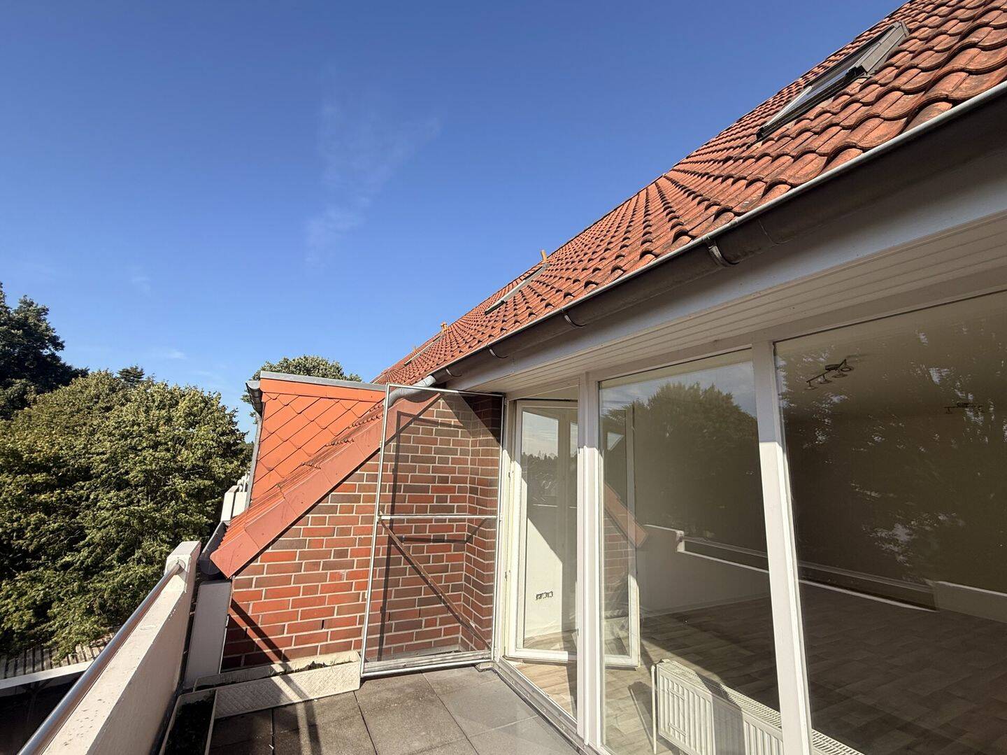 Renovierte 3-Zimmerwohnung in Bremen-Blumenthal, 28779 Bremen (Blumenthal Lüssum-Bockhorn)