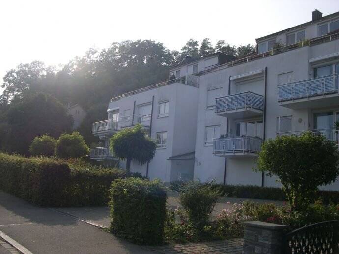 schöne 1 Zi.-Wohnung mit Terrasse und Blick auf den Hohentwiel, 78224 Singen (Hohentwiel)