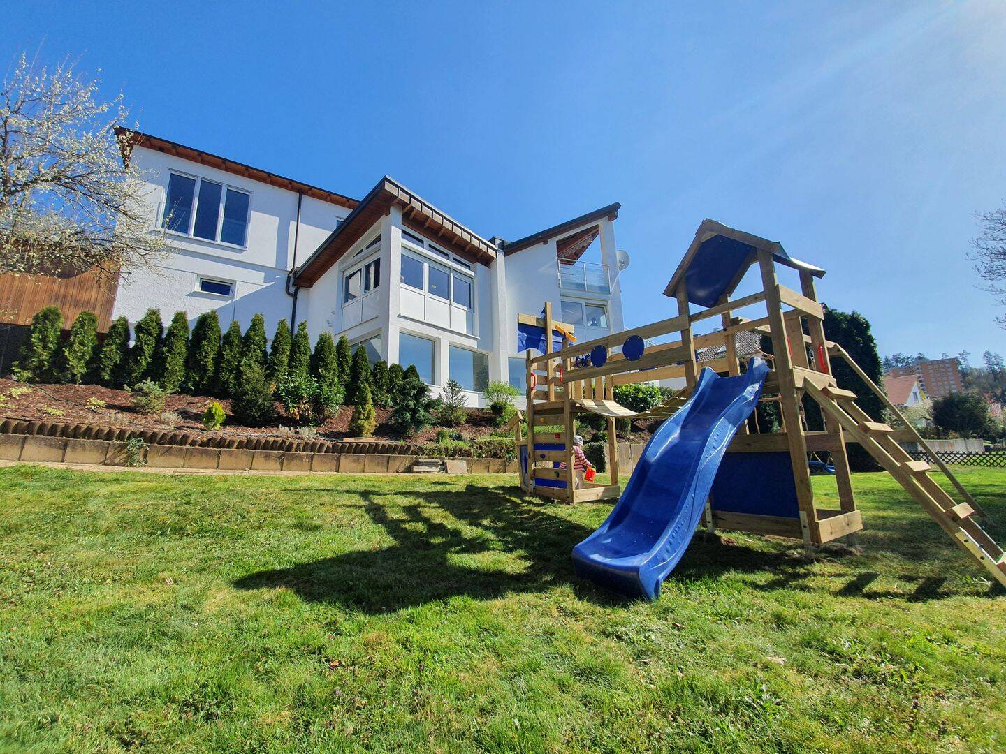 4,5 Zimmer-Wohnung mit Balkon & Panoramablick auf dem Lemberg, 72202 Nagold