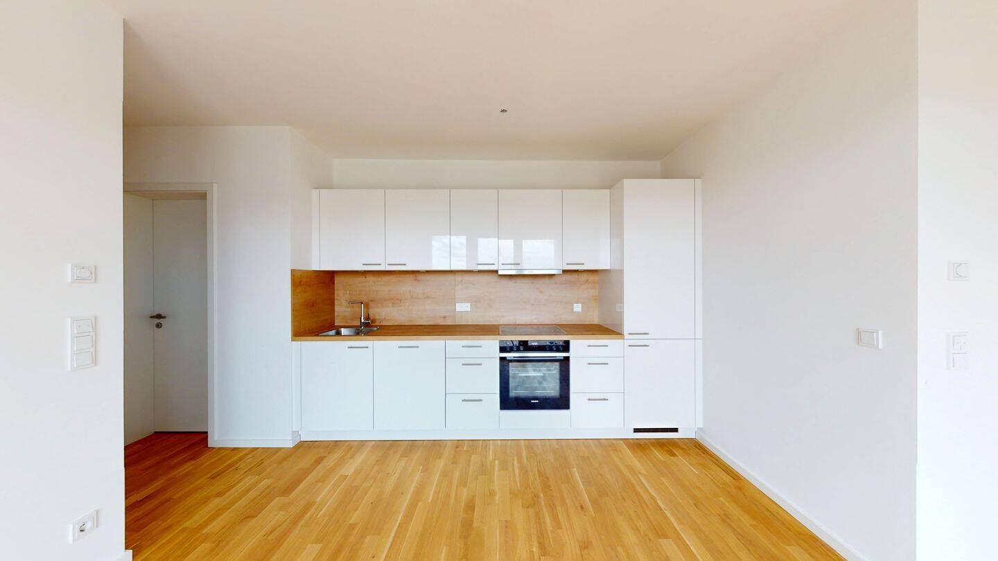 ERSTBEZUG: 2-ZIMMER-WOHNUNG MIT EINBAUKÜCHE & LOGGIA MIT ALTSTADTBLICK, 85354 Freising