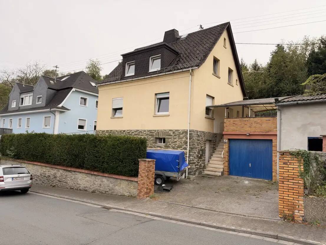 Älteres EFH mit Garten und Garage in zentraler Lage von Runkel, 65594 Runkel