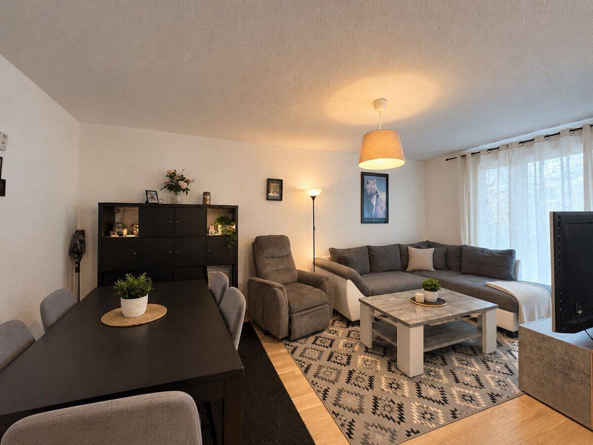 Großzügige 4-Zimmer-Wohnung mit Balkon in Bietigheim-Bissingen, 74321 Bietigheim-Bissingen