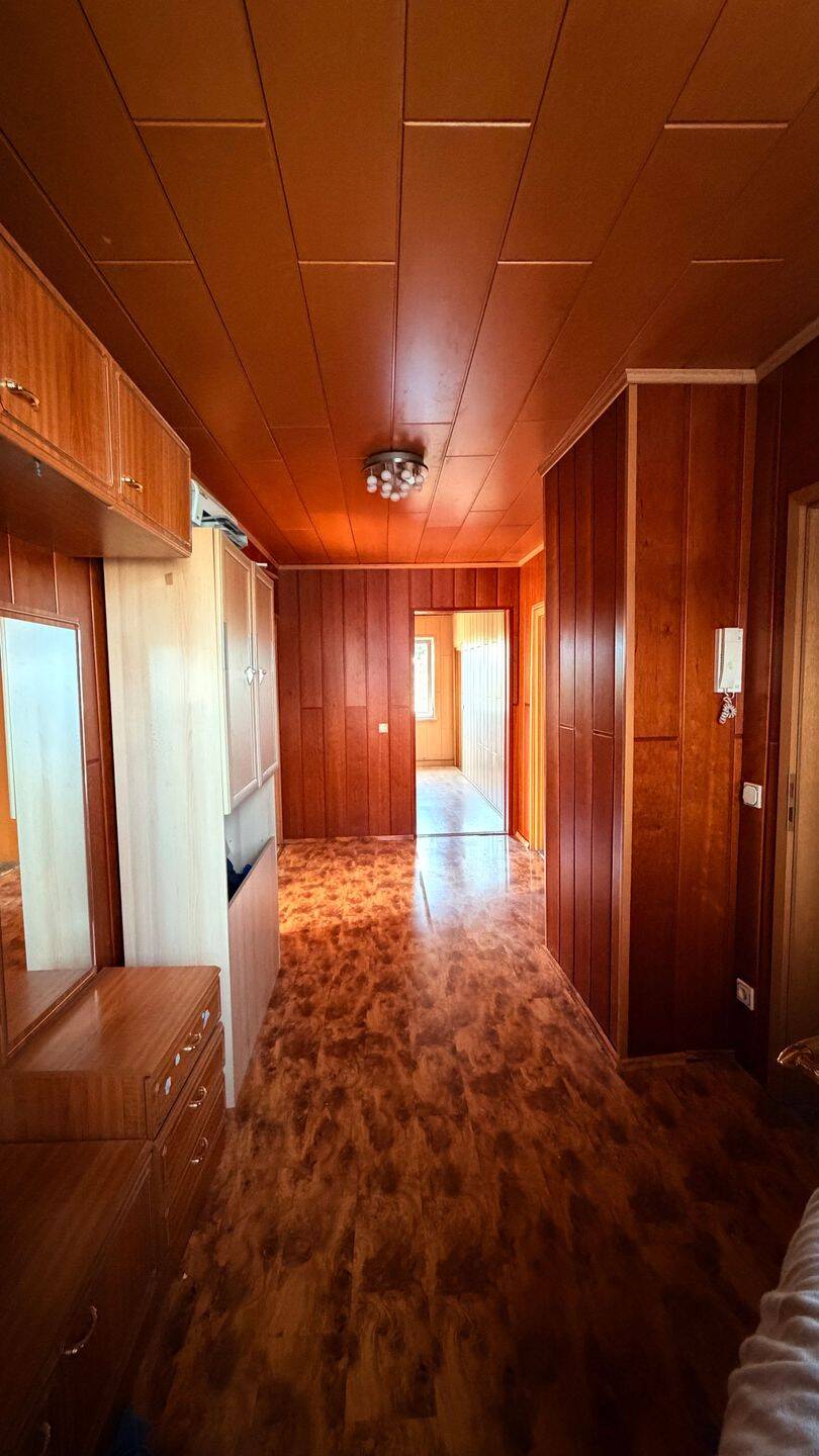 Großzügige 3-Zimmer-Wohnung mit Erker, Garten & Stellplatz, 13051 Berlin (Pankow)