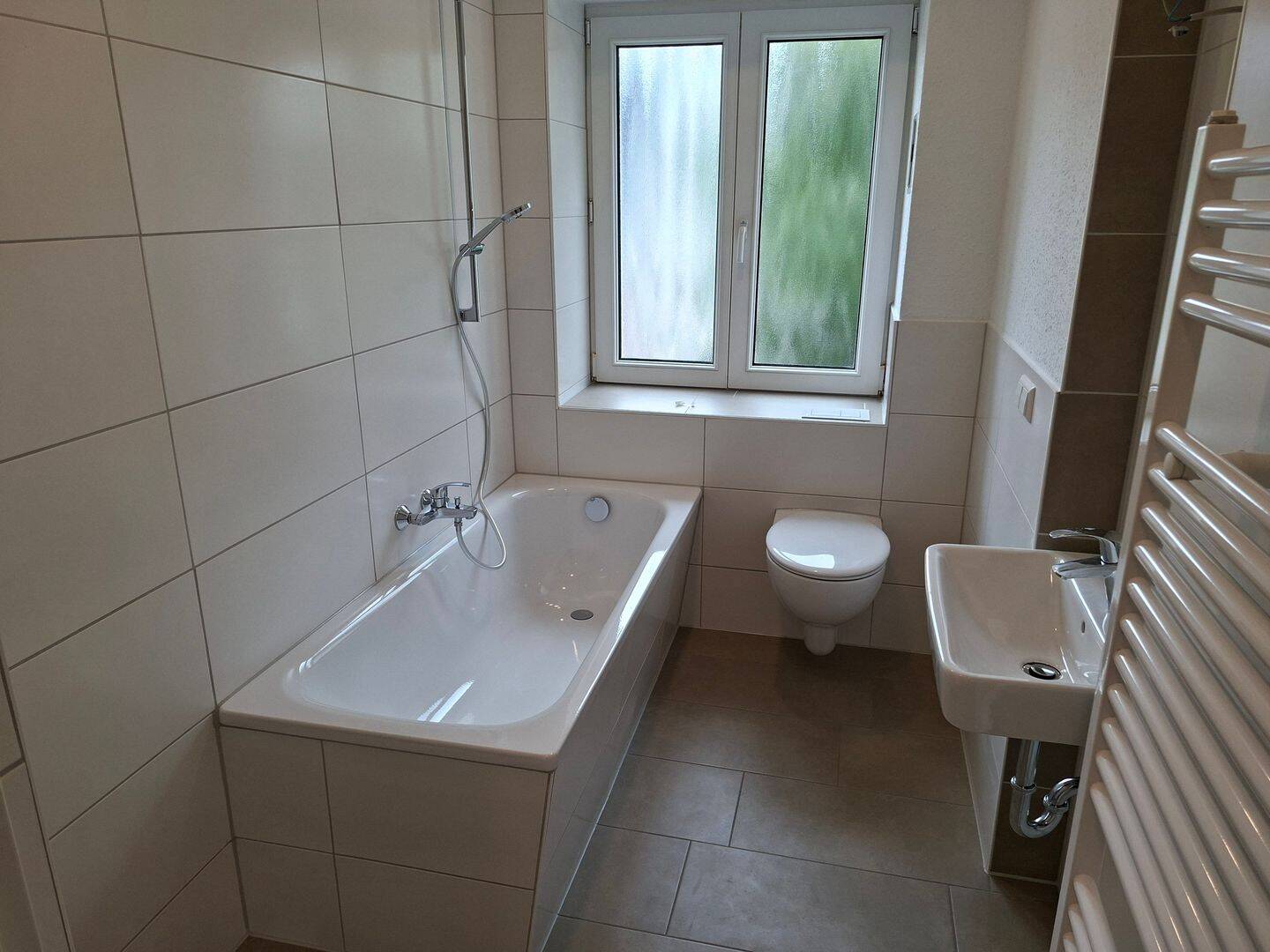 3 Raumwohnung mit Wanne und Balkon in Siegmar, 9117 Chemnitz (Rabenstein Reichenbrand Rottluff Siegmar)