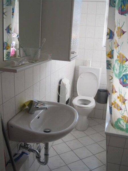 Auf gute Nachbarschaft: ansprechende 2-Zimmer-Wohnung, 45141 Essen (Frillendorf Nordviertel Stoppenberg)