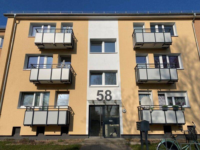 Helles 1-Zimmer-Appartment mit Balkon, 28325 Bremen (Ellenerbrok-Schevemoor Oberneuland Tenever)