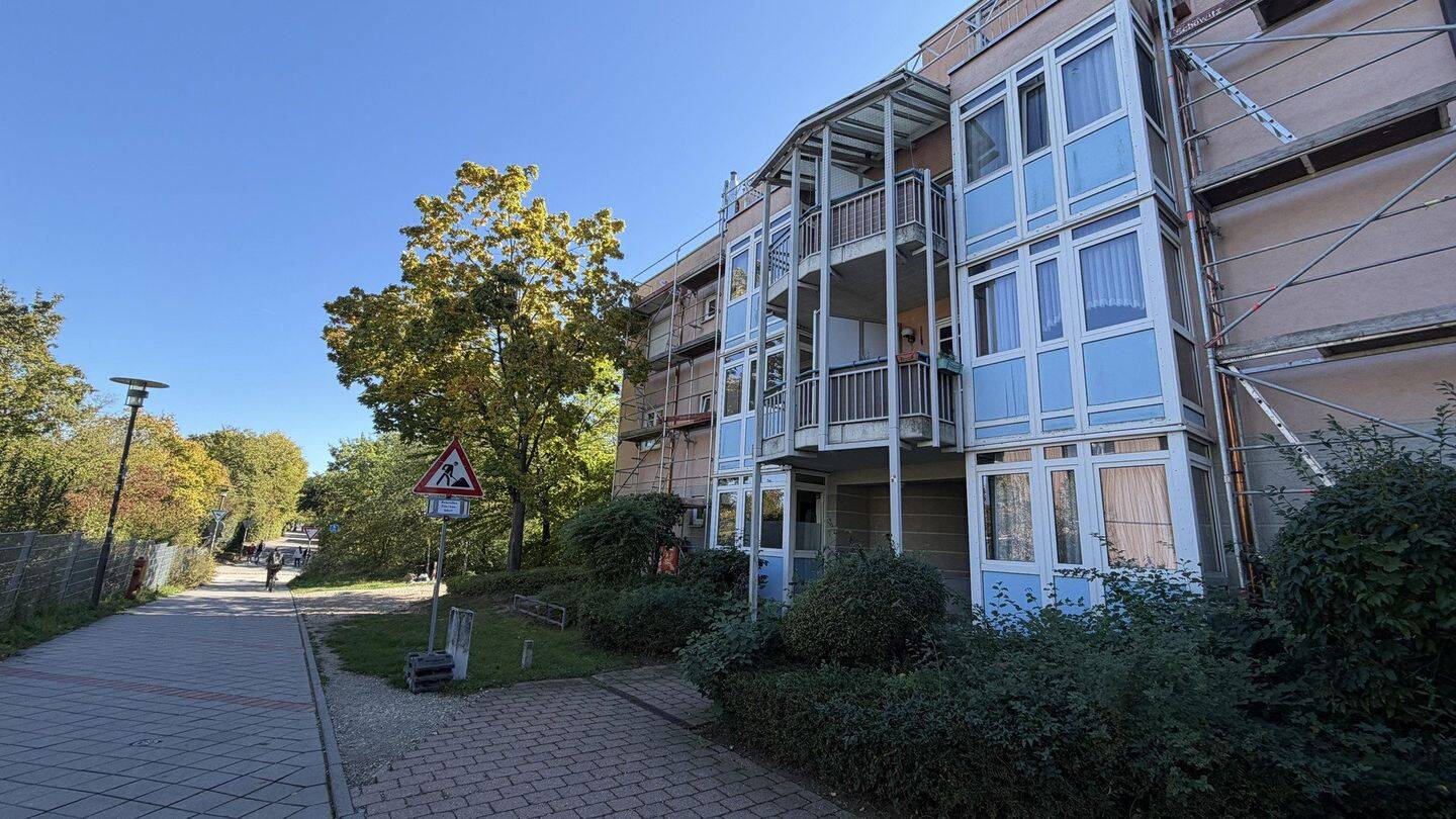 Attraktive 2-Zi.Whg EG mit Terrasse u. TG-Stellplatz in ruhiger Lage v. Erlangen-Büchenbach, 91056 Erlangen