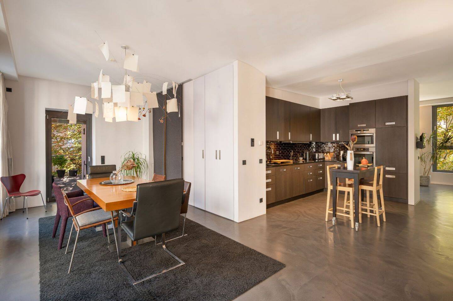 Saniertes Immobilien-Ensemble: Maisonette & separates Apartment unter einem Dach in Sachsenhausen, 60596 Frankfurt am Main (Sachsenhausen)