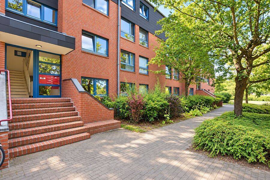 Großzügige 3,5-Zimmer-Erdgeschosswohnung mit Terrasse und eigenem Garten in Ahrensburg…, 22926 Ahrensburg