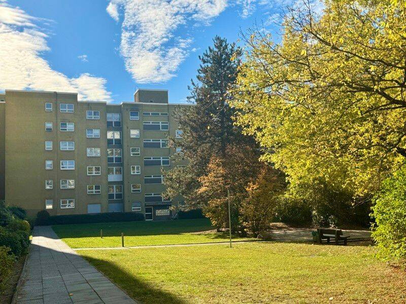 Vollständig modernisierte 4-Zimmer-Wohnung mit Balkon, Aufzug und Gäste-WC – in Berlin-Lichtenrade, 12305 Berlin (Tempelhof-Schöneberg Buckow Lichtenrade)