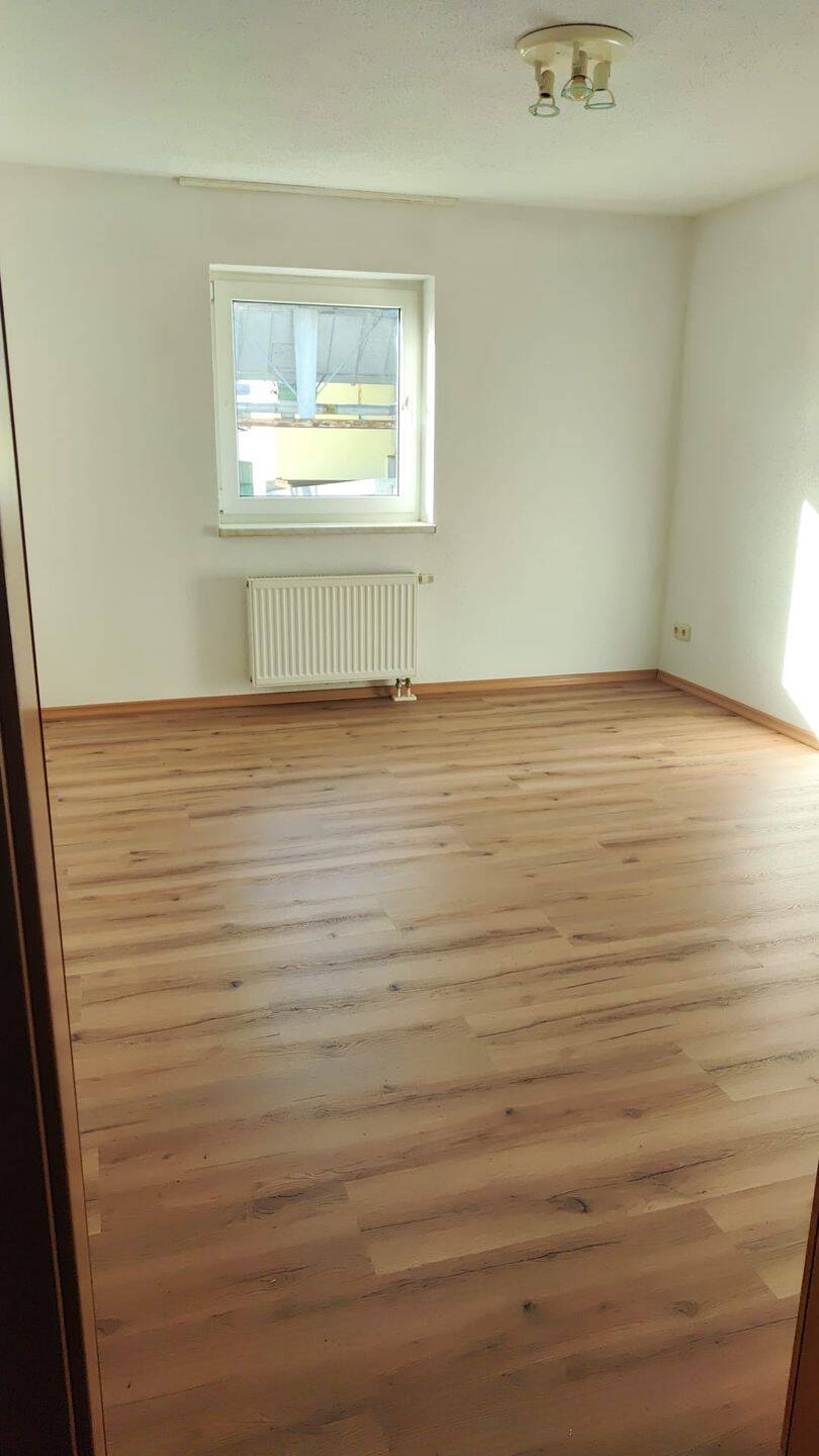 2-Zimmer Wohnung mit Balkon in Egglham, 84385 Egglham