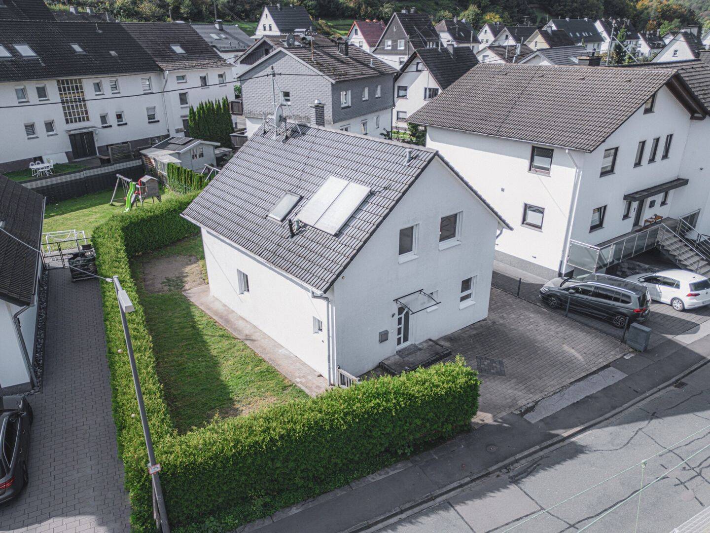 Einfamilienhaus in Lennestadt mit eigenem Strom: PV und Speicher, 57368 Lennestadt