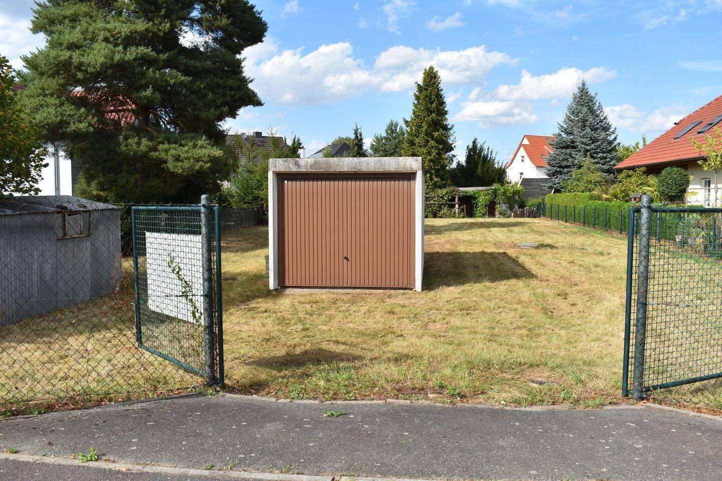 Großzügiges Baugrundstück nahe dem Cospudener See, 4416 Markkleeberg