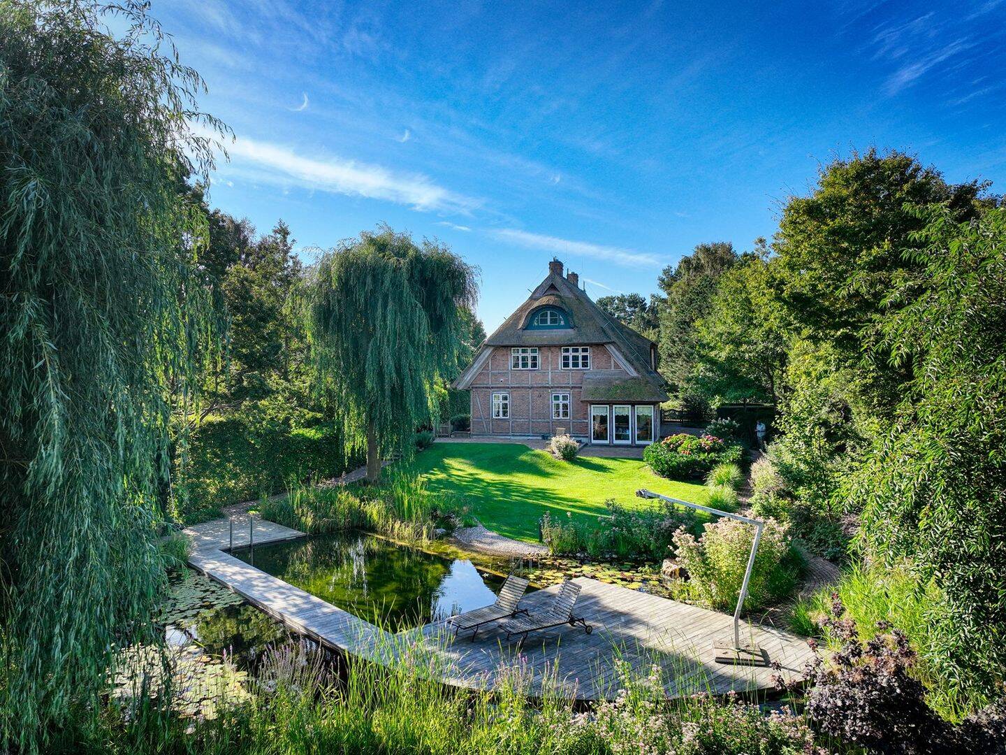 Luxuriöse Landhaus-Architektenvilla mit TOP-Ausstattung in ruhiger Lage & absoluter Privatsphäre, 18375 Wieck a. Darß