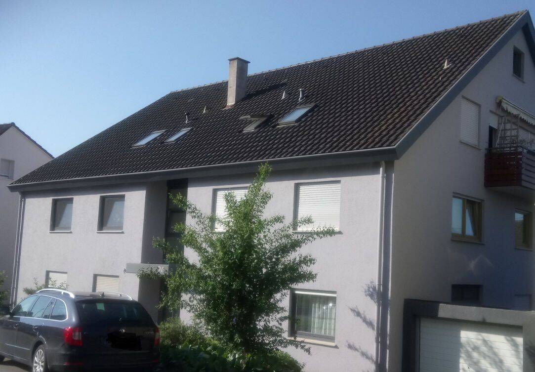Von Privat 3 Zimmer Dachgeschoss Wohnung:Hell, Ruhig, zentral im 2 Stock, 71384 Weinstadt