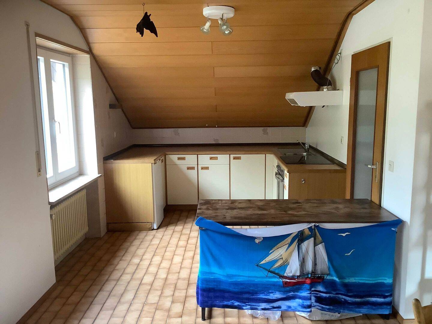 (nur für Studierende) Großzügige 3-Zimmer Wohnung für zwei Personen in Dettingen, 78465 Konstanz