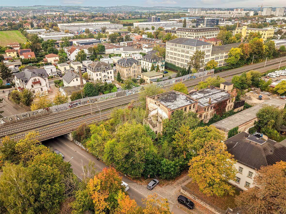 AUKTKION: Grundstück mit Altbestand und Entwicklungspotenzial, 1257 Dresden (Großzschachwitz Leuben Lockwitz Niedersedlitz)