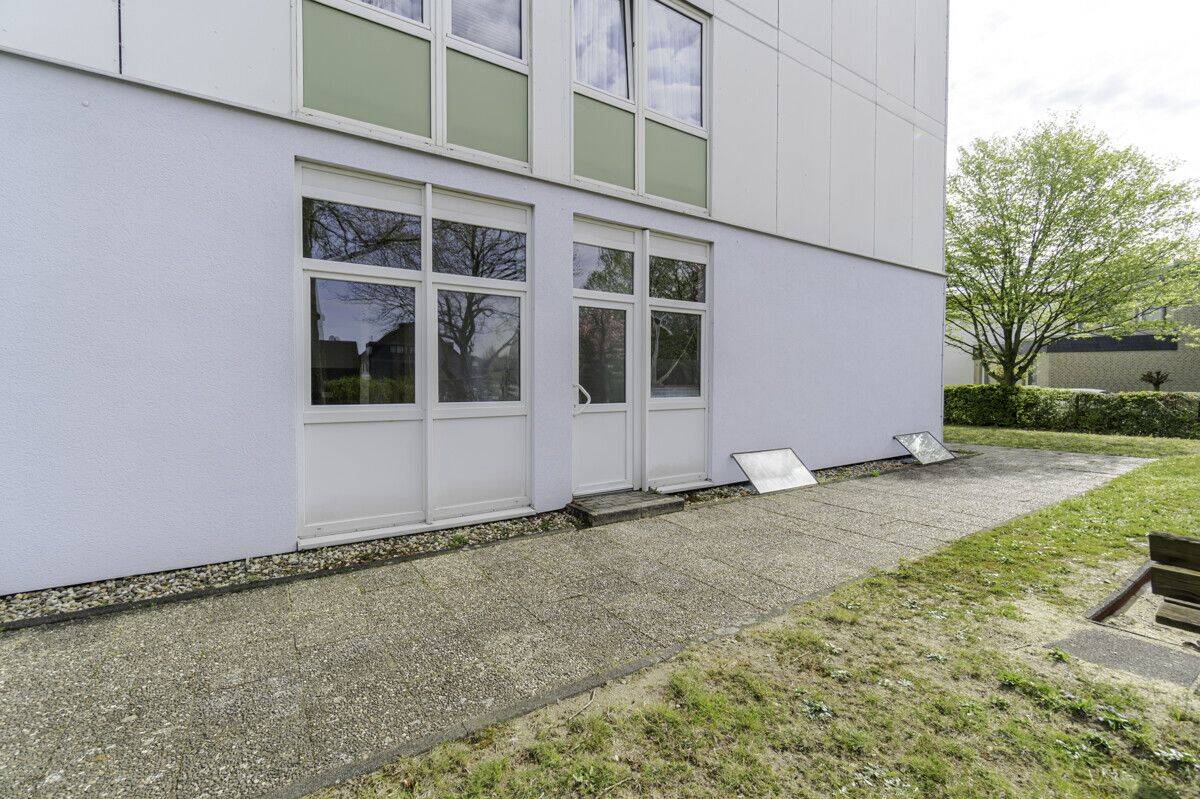 Bieterverfahren: Helle Einheit im Erdgeschoss in ruhiger Lage von Neuss Norff, 41469 Neuss