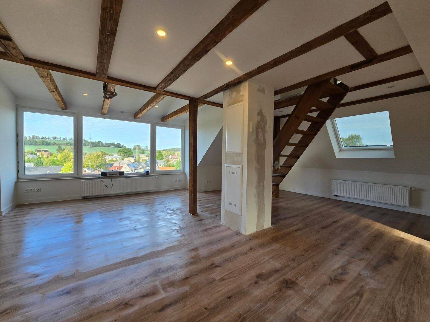 Erstbezug !- Moderne Maisonettewohnung mit 2,5 Zimmern in Neukirch zu vermieten, 1904 Neukirch/Lausitz