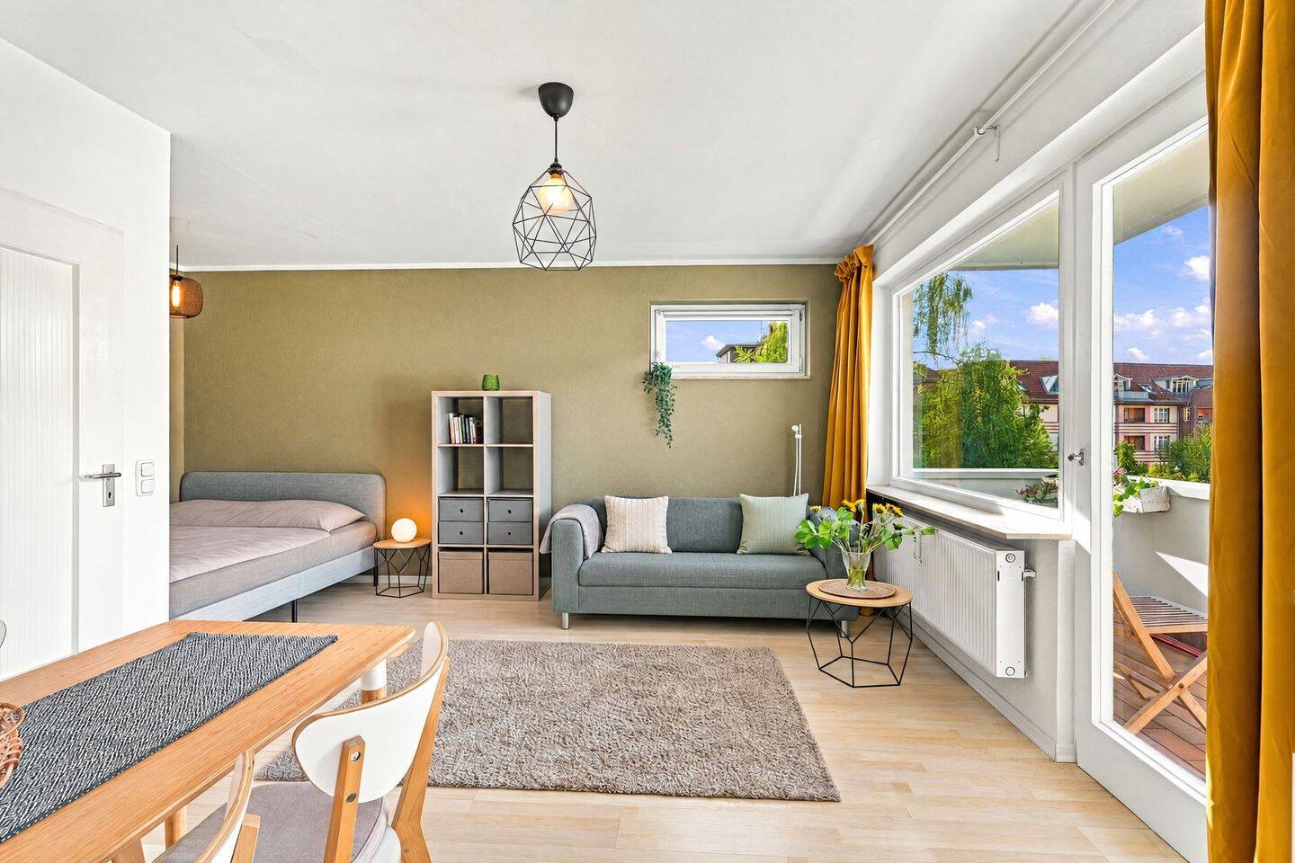 **1-Zimmer-Apartment in Lichterfelde – bezugsfrei mit Balkon**, 12203 Berlin (Steglitz-Zehlendorf Lichterfelde)