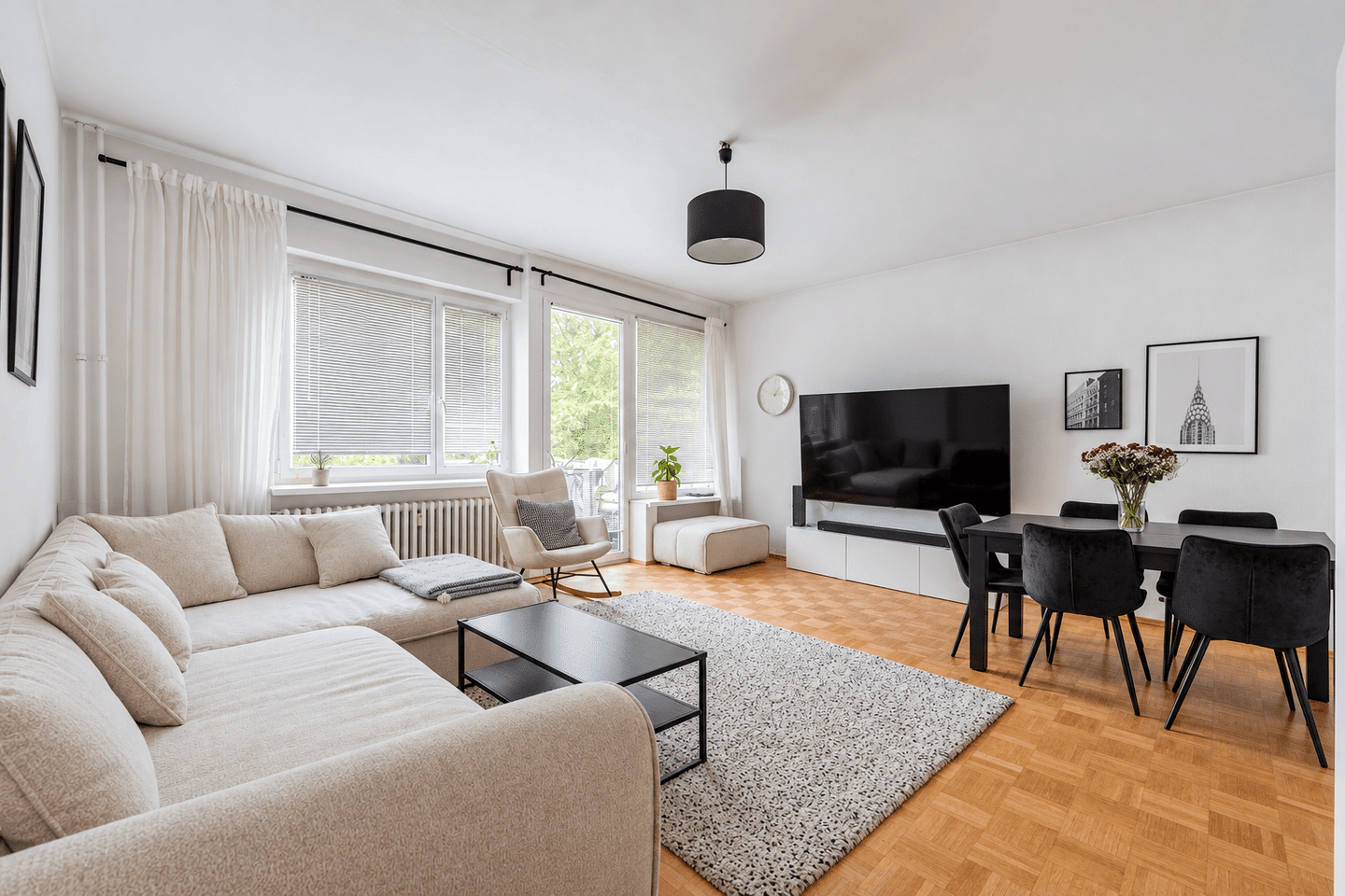 Platz für die ganze Familie! 4-Zimmer-Wohnung mit zwei Balkonen mitten im Grünen am Landwehrkanal, 10961 Berlin (Friedrichshain-Kreuzberg Kreuzberg)