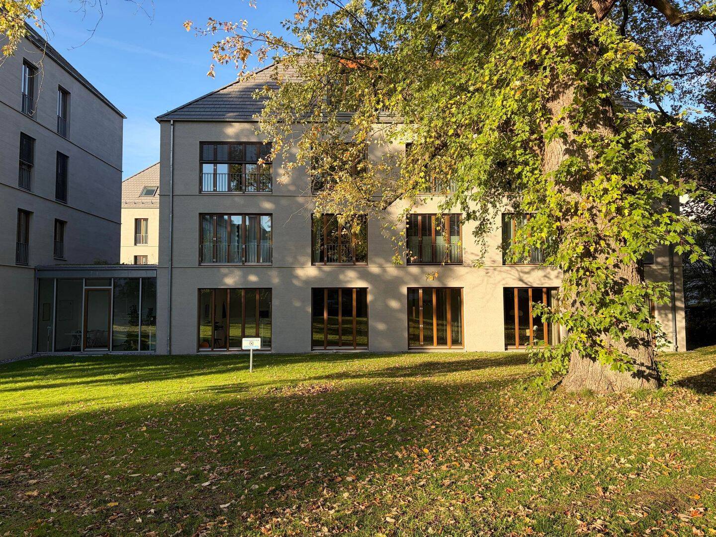 Komfortable 2-ZKB Erdgeschosswohnung mit Wintergarten in Bielefeld-Mitte, 33604 Bielefeld (Innenstadt Sieker)