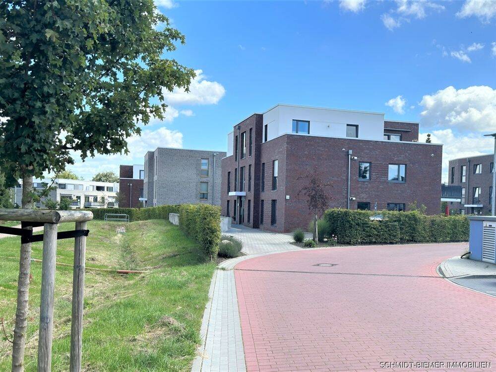 Moderne 3 Zi.-Penthouse-Wohnung mit Dachterrasse, Balkon und TG-Stellplatz in Altstadtlage, 22880 Wedel
