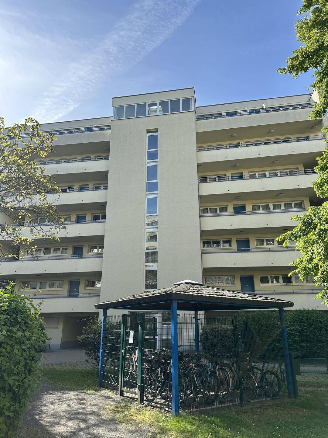 Zentrumsnah…Angenehmes Wohnen mit Balkon und neuem Laminat!, 4315 Leipzig (Neustadt-Neuschönefeld Sellerhausen-Stünz Volkmarsdorf)