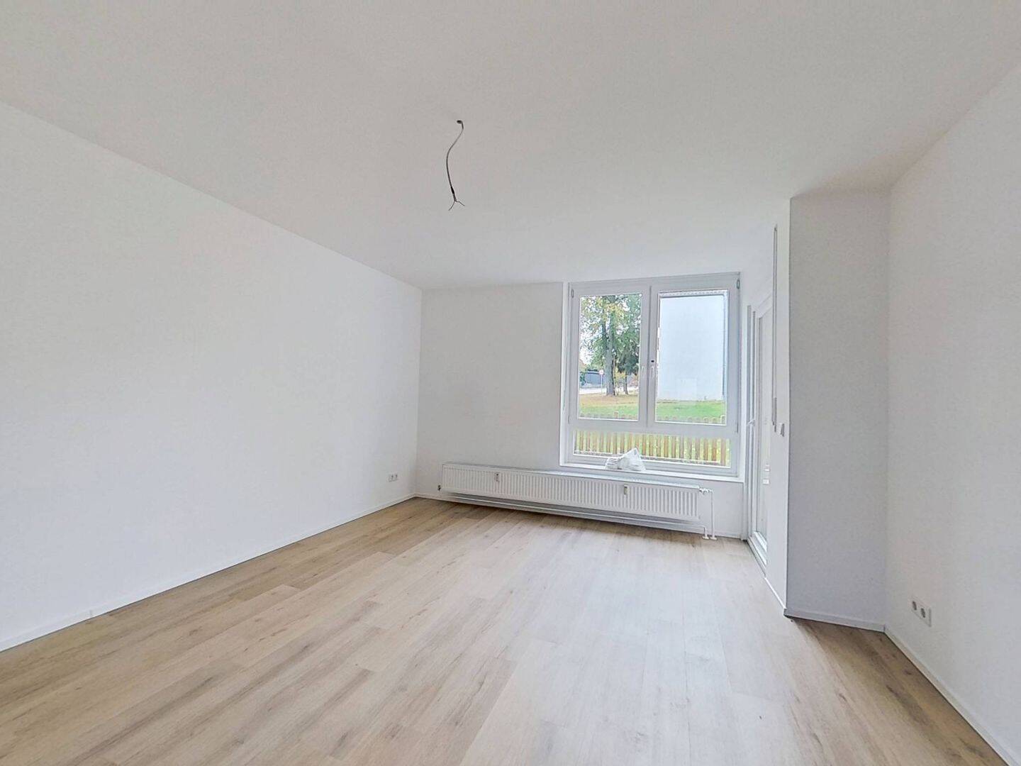 Moderne 4-Zi.-Whg. mit TERRASSE und Wannenbad, 93426 Roding