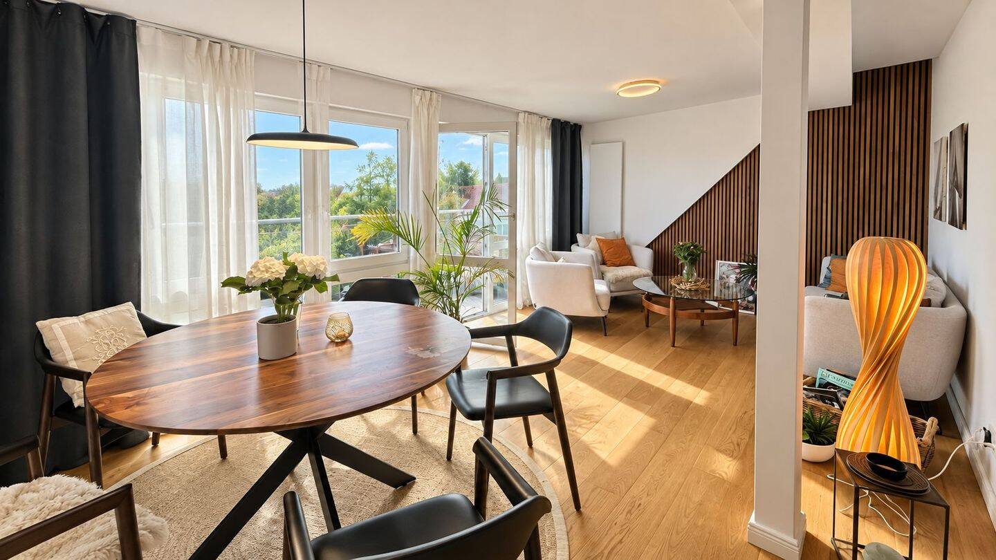 Stilvoll sanierte 4-Zimmer-Wohnung mit Balkon und Hofgarten – sofort bezugsfrei, 12489 Berlin (Treptow-Köpenick)
