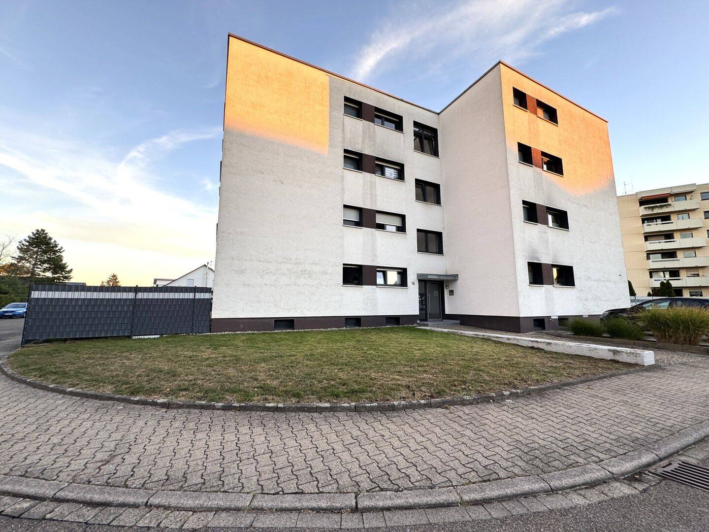 Hochwertige 3-Zimmer Penthouse-Wohnung mit traumhaftem Panoramaausblick, 76470 Ötigheim