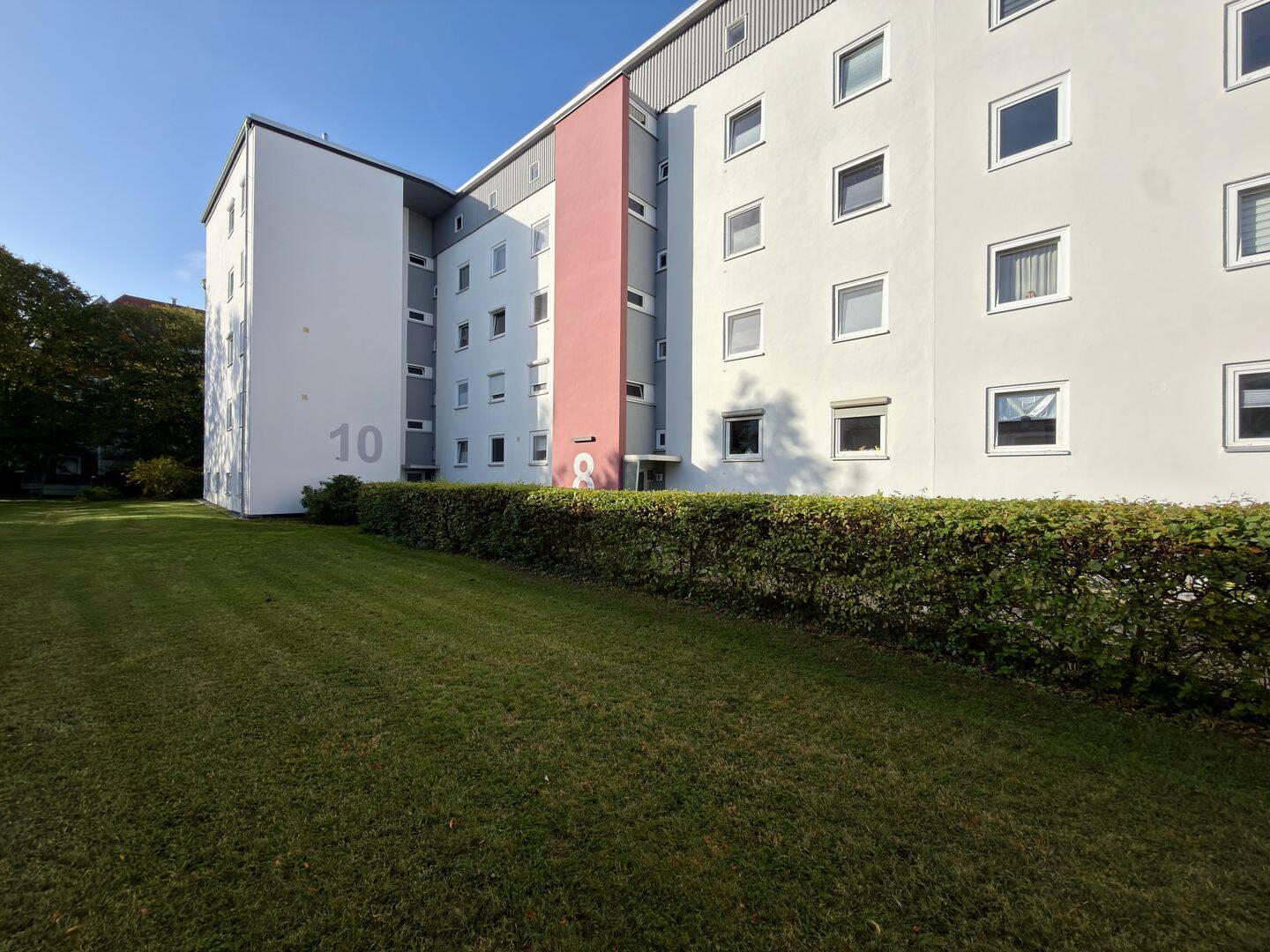 Döhren: Sanierungsbedürftige 2-Zimmer-Wohnung mit Potenzial in gepflegter Wohnanlage, 30519 Hannover