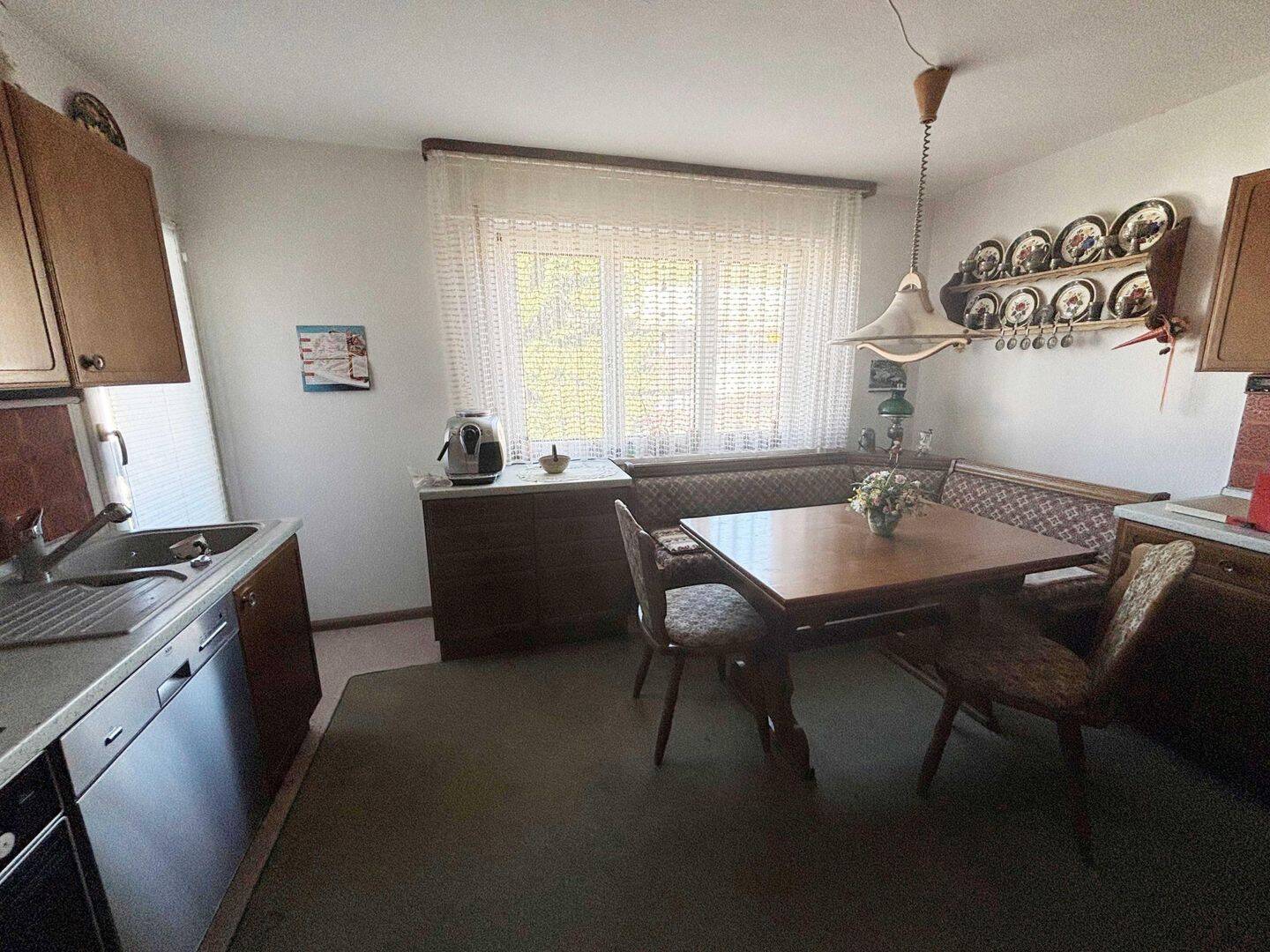 Geräumige 4 Zimmer Wohnung in kleiner Einheit, 79650 Schopfheim