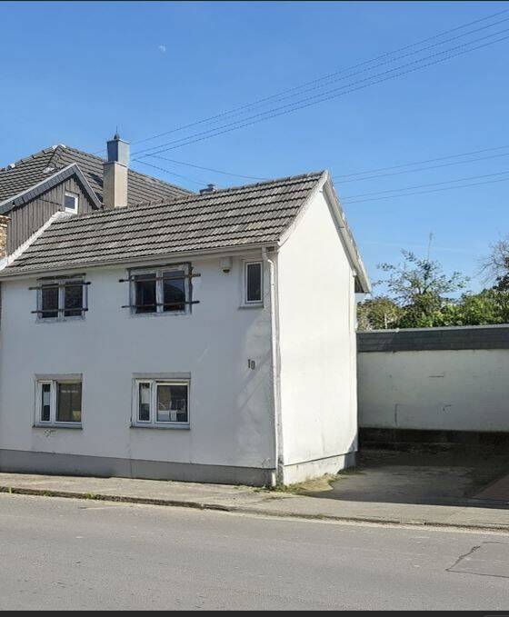 Sanierungsobjekt mit Potenzial – Grafschaft-Gelsdorf, 53501 Grafschaft
