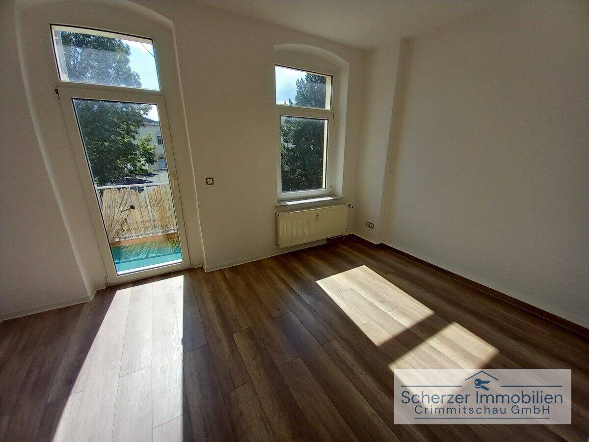 frisch renovierte 2-Zimmer Wohnung mit Balkon zum Hinterhof in der Ritterstraße, ab sofort, 8451 Crimmitschau