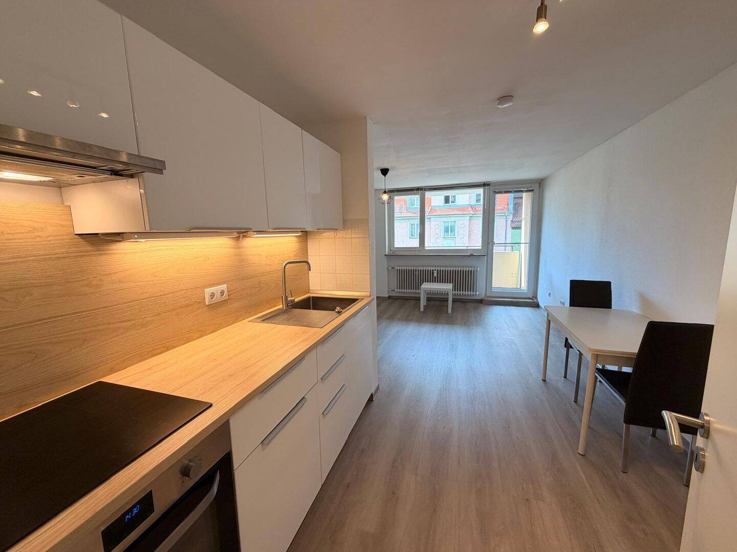 Top renovierte 1,5-Zimmer-Wohnung, sofort frei, Zentrumsnah in Hummelstein, 90475 Nürnberg