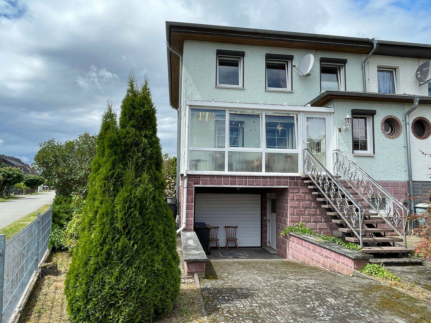 EFH mit 2 Garagen und zwei Auffahrten in beliebter Wohnsiedlung!, 19306 Neustadt-Glewe