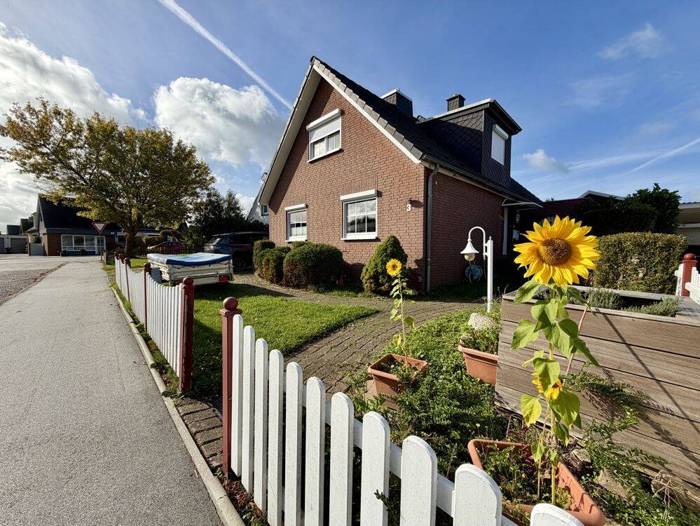 Einfamilienhaus mit Meeresbriese, 23570 Lübeck (Travemünde)