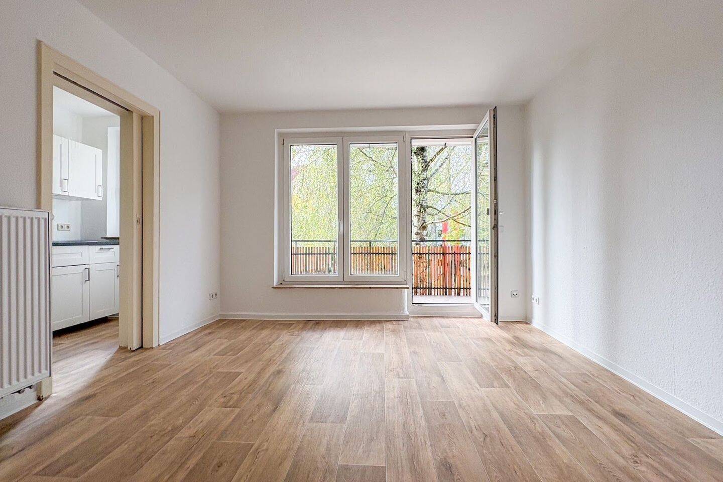 Study & Relax: Coole 2-Zimmerwohnung mit Einbauküche!, 9126 Chemnitz (Altchemnitz Bernsdorf Gablenz Lutherviertel Sonnenberg)