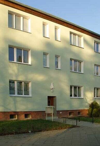 ideal für Singles – Schwimmhalle und Sportplatz vorhanden, 39110 Magdeburg (Diesdorf Stadtfeld West)