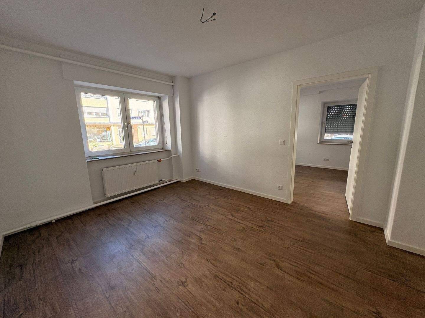Komplett neu renovierte, helle 3-Zimmer-Wohnung – Stadtteil Steinbühl, 90443 Nürnberg