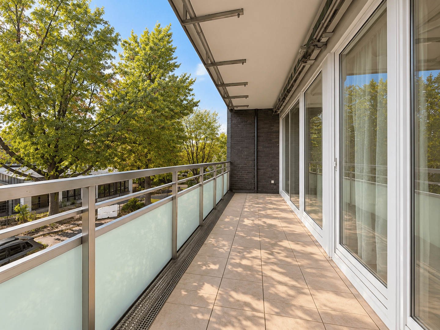 Moderne 2-Zimmer-Wohnung mit hochwertiger Ausstattung und Westloggia, 40699 Erkrath