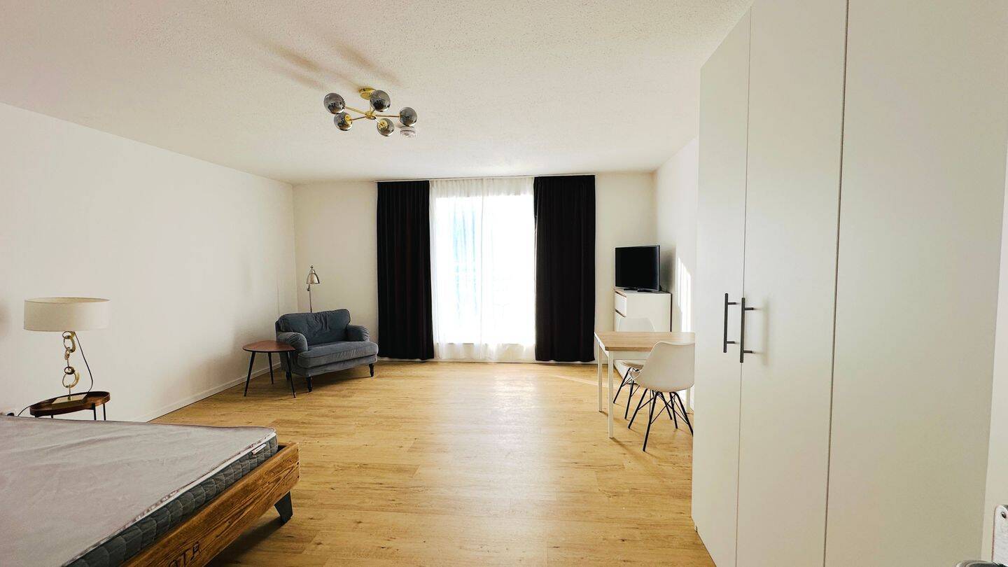 Charmant möblierte 1-Zimmer-Wohnung in der Unteren Au, 81541 München (Au-Haidhausen Obergiesing Ramersdorf-Perlach)