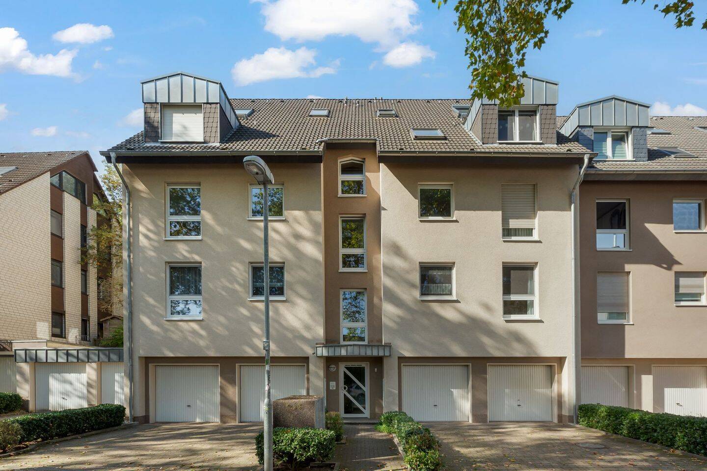 Attraktive 3-Zimmer-Eigentumswohnung mit Terrasse, Garten und Garage in Essen, 45257 Essen (Byfang Fischlaken Kupferdreh)