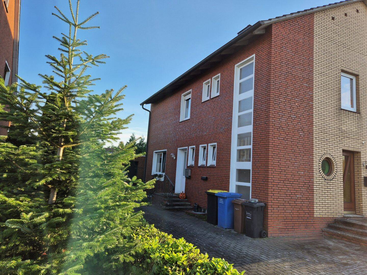 Erdgeschoss – Wohnung m. Garage u. Garten in Saterland – Strücklingen, 26683 Saterland