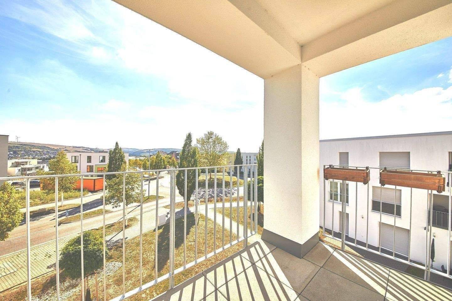 Möblierte 2-Zimmer-Wohnung / Tiefgarage / Balkon / Fußbodenheizung / Aufzug / Kellerraum, 54296 Trier