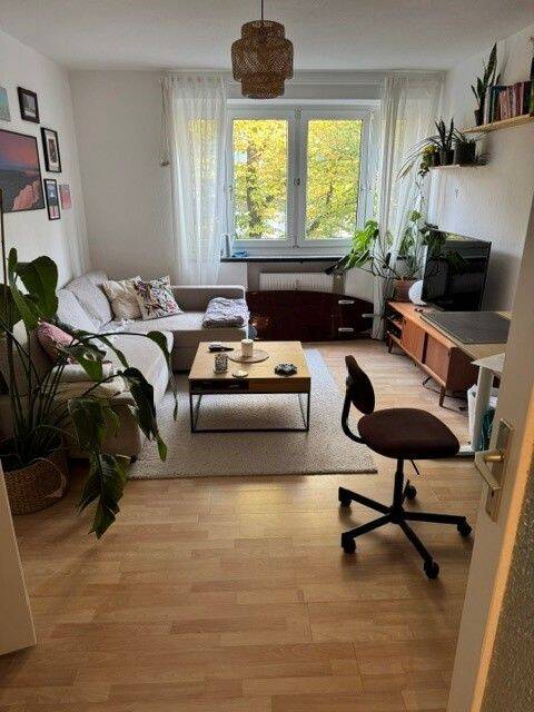Kleine 2 Zimmer Wohnung in der Schwanthaler Höhe zu vermieten!, 80339 München (Ludwigsvorstadt-Isarvorstadt Schwanthalerhöhe)